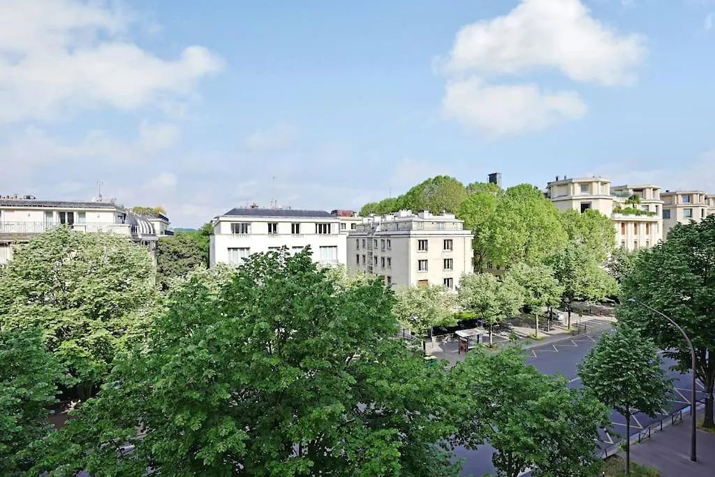 La Muette Apartment Paris